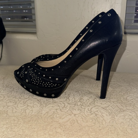 Gorgeous Gianni Bini , high heels - Picture 2 of 5